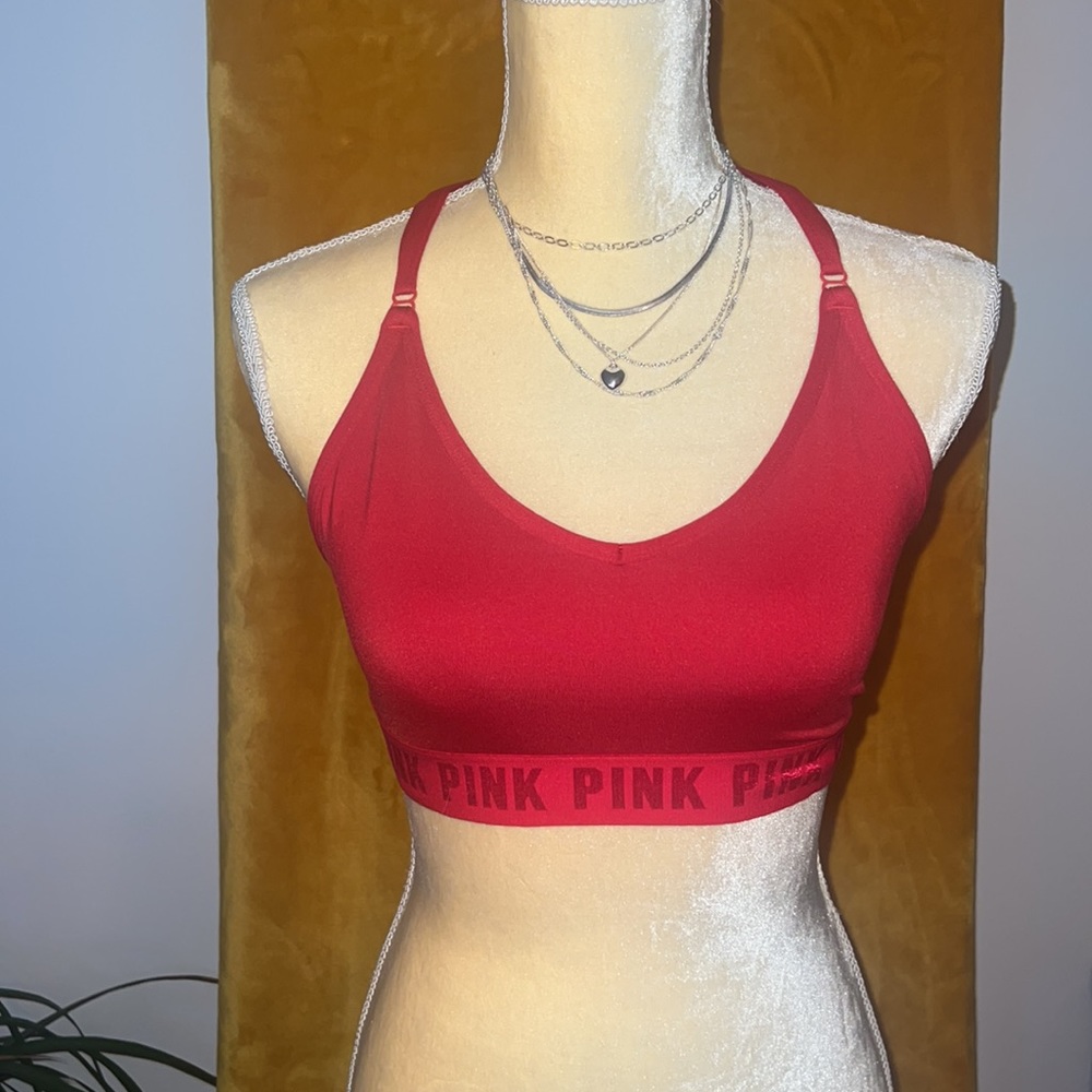 Victorias Secret Pink Sports Bra in Red Size M
